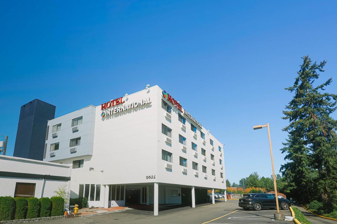 International Hotel 2*