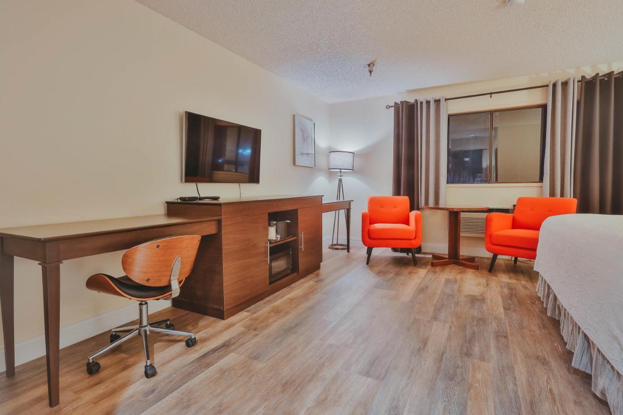 International Hotel